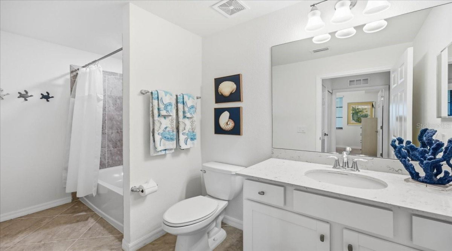 Lakewood Ranch, Florida 34211, 2 Bedroom Bedrooms, ,2 Bathroombathrooms,Residential,For Sale,Gawthrop,0,Mfra4702314