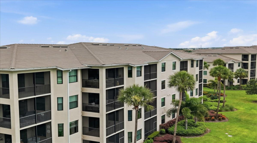 Lakewood Ranch, Florida 34211, 2 Bedroom Bedrooms, ,2 Bathroombathrooms,Residential,For Sale,Gawthrop,0,Mfra4702314