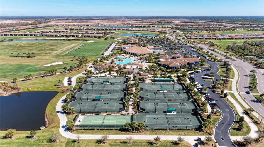 Lakewood Ranch, Florida 34211, 2 Bedroom Bedrooms, ,2 Bathroombathrooms,Residential,For Sale,Gawthrop,0,Mfra4702314