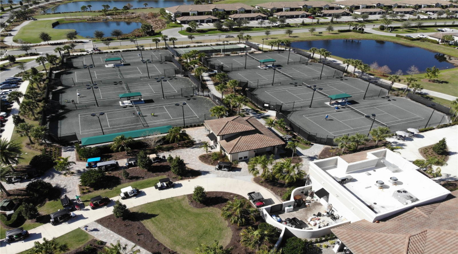 Lakewood Ranch, Florida 34211, 2 Bedroom Bedrooms, ,2 Bathroombathrooms,Residential,For Sale,Gawthrop,0,Mfra4702314