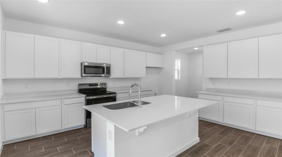 Ocala, Florida 34474, 5 Bedroom Bedrooms, ,3 Bathroombathrooms,Residential,For Sale,64Th,0,Mfrs5136965