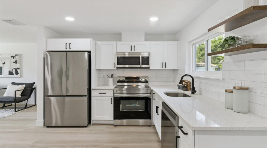 St Petersburg, Florida 33702, 3 Bedroom Bedrooms, ,2 Bathroombathrooms,Residential,For Sale,Orpine,0,Mfrtb8529569