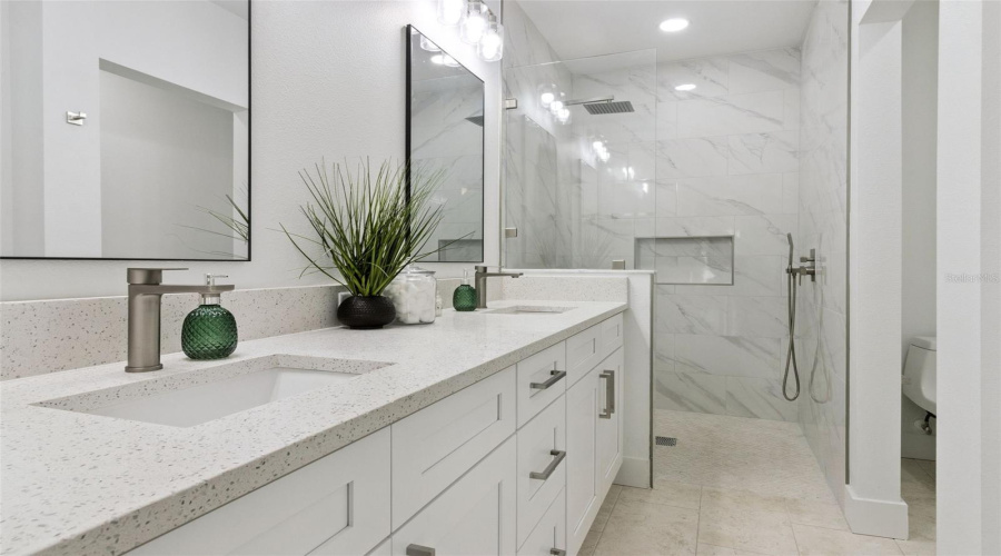 St Petersburg, Florida 33702, 3 Bedroom Bedrooms, ,2 Bathroombathrooms,Residential,For Sale,Orpine,0,Mfrtb8529569
