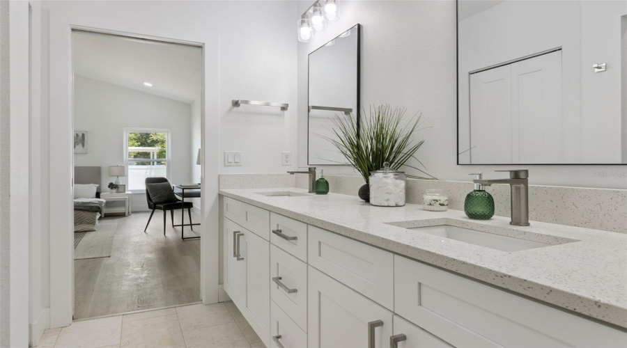 St Petersburg, Florida 33702, 3 Bedroom Bedrooms, ,2 Bathroombathrooms,Residential,For Sale,Orpine,0,Mfrtb8529569
