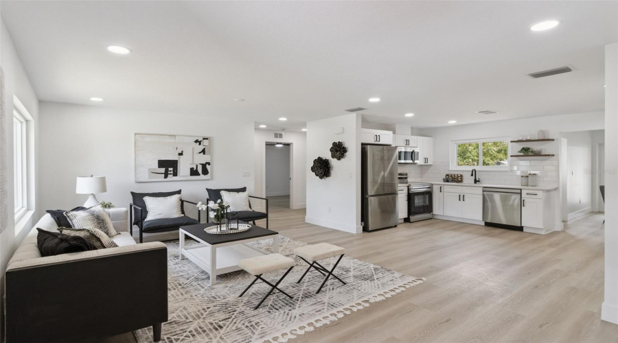St Petersburg, Florida 33702, 3 Bedroom Bedrooms, ,2 Bathroombathrooms,Residential,For Sale,Orpine,0,Mfrtb8529569