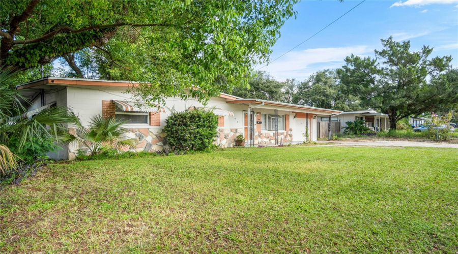 Front Yard Angle