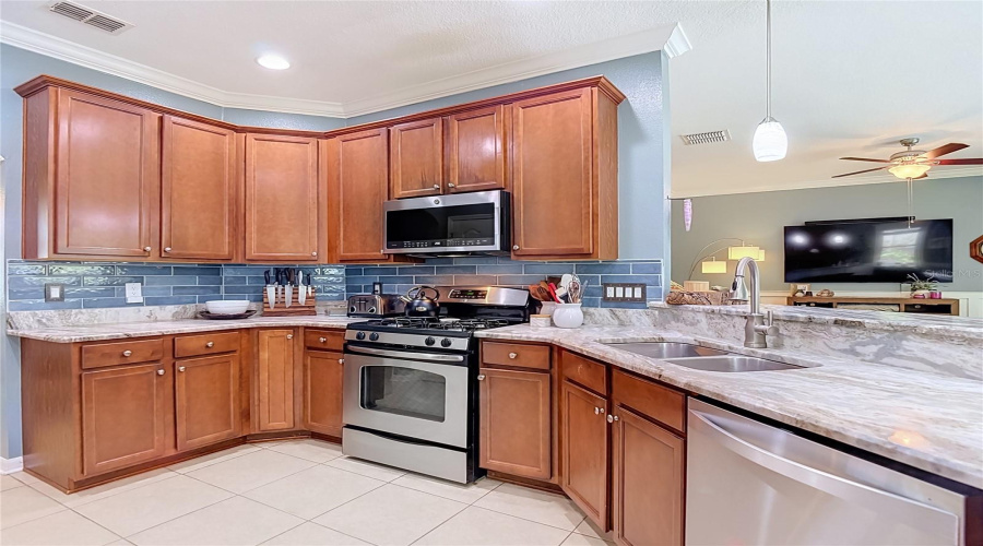 New Port Richey, Florida 34655, 4 Bedroom Bedrooms, ,3 Bathroombathrooms,Residential,For Sale,Solola,0,Mfrtb8539237