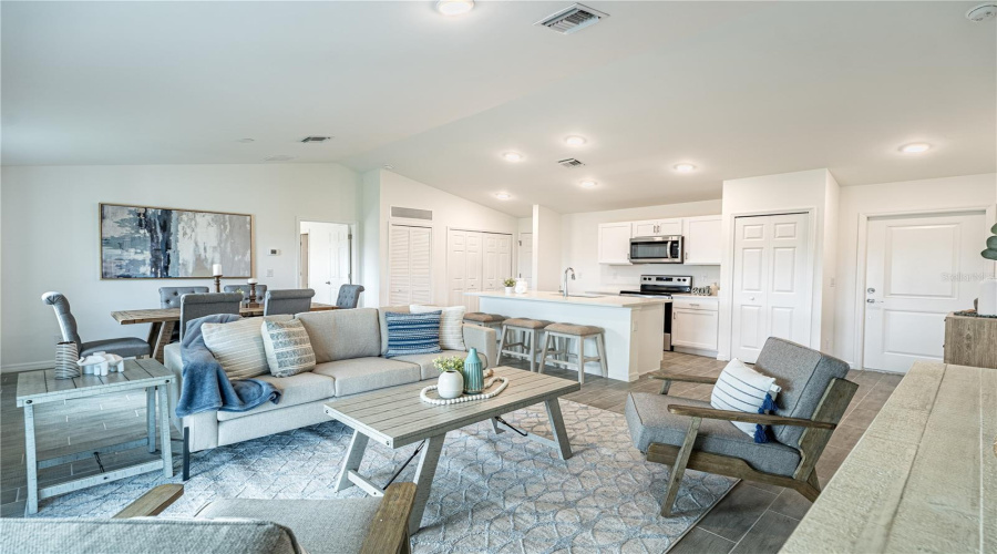 Port Charlotte, Florida 33954, 3 Bedroom Bedrooms, ,2 Bathroombathrooms,Residential,For Sale,Lindon,0,Mfra4700042