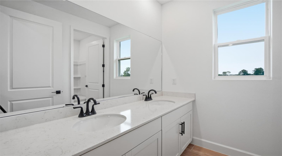 Weeki Wachee, Florida 34613, 3 Bedroom Bedrooms, ,2 Bathroombathrooms,Residential,For Sale,Players,0,Mfrs5127466