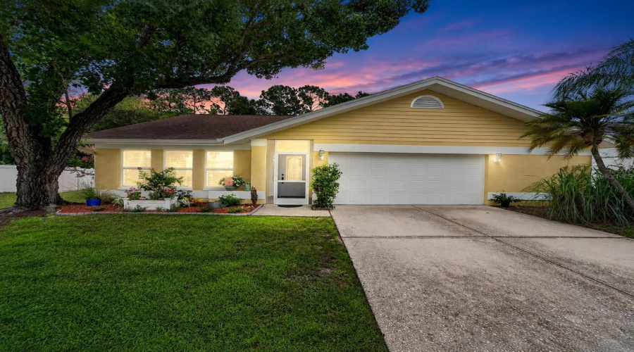 Tampa, Florida 33635, 3 Bedroom Bedrooms, ,2 Bathroombathrooms,Residential,For Sale,Steppingstone,0,Mfrtb8534804