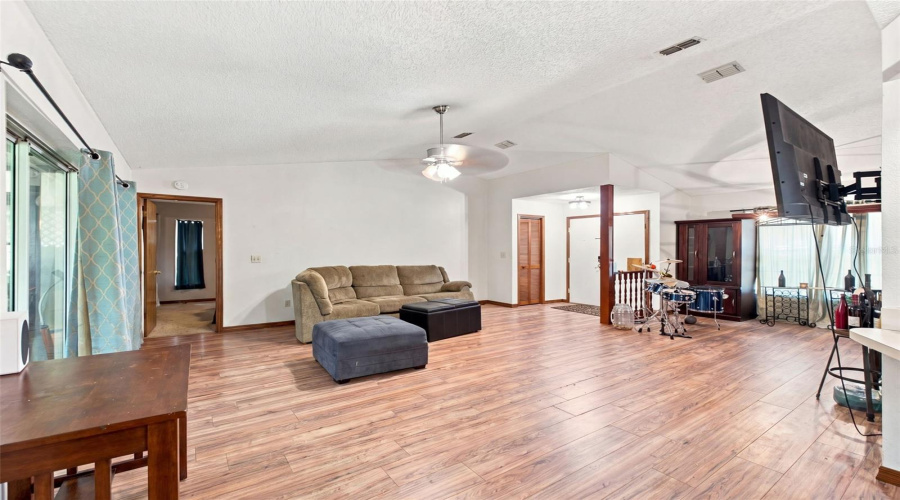 Spring Hill, Florida 34608, 2 Bedroom Bedrooms, ,2 Bathroombathrooms,Residential,For Sale,Horizon,0,Mfrtb8542269