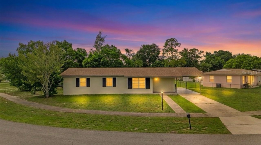 Deltona, Florida 32725, 3 Bedroom Bedrooms, ,2 Bathroombathrooms,Residential,For Sale,Rockhill,0,Mfro6434128