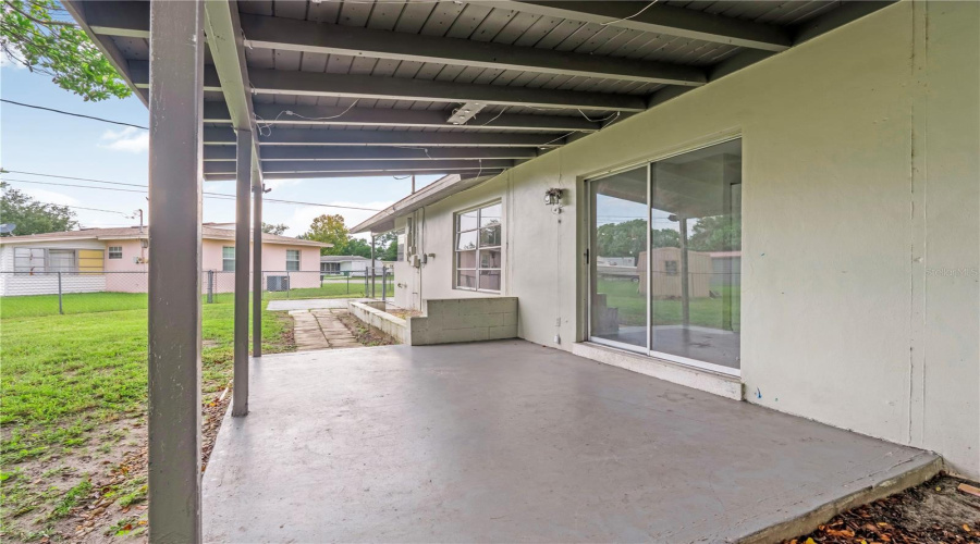 Deltona, Florida 32725, 3 Bedroom Bedrooms, ,2 Bathroombathrooms,Residential,For Sale,Rockhill,0,Mfro6434128