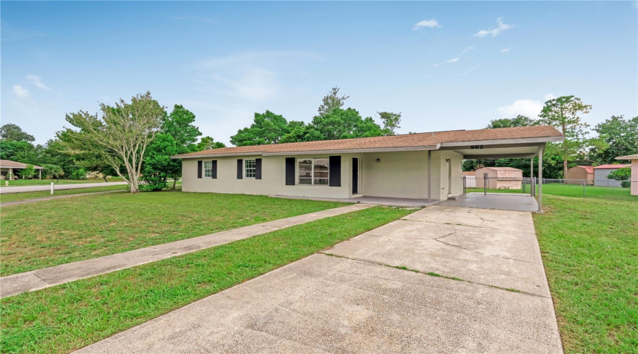 Deltona, Florida 32725, 3 Bedroom Bedrooms, ,2 Bathroombathrooms,Residential,For Sale,Rockhill,0,Mfro6434128
