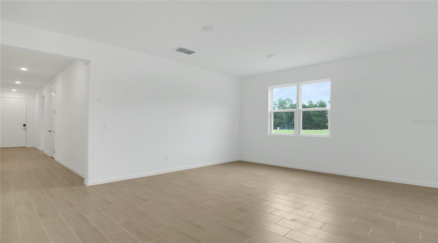 Deland, Florida 32720, 4 Bedroom Bedrooms, ,3 Bathroombathrooms,Residential,For Sale,Carnelian,0,Mfrs5153401