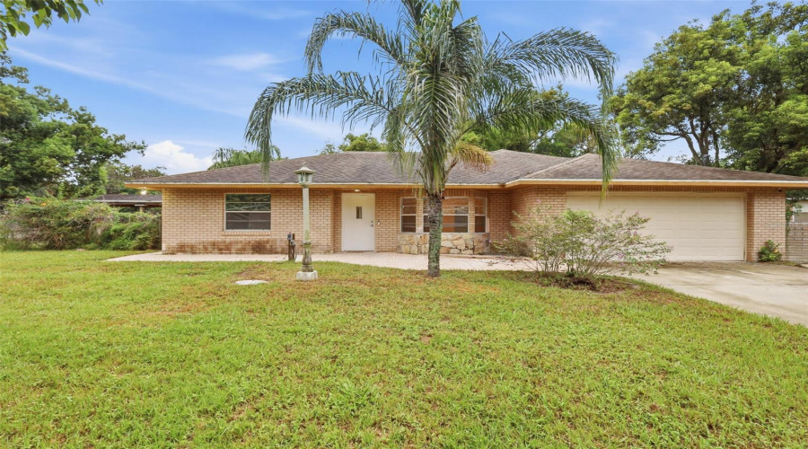 Deltona, Florida 32725, 3 Bedroom Bedrooms, ,2 Bathroombathrooms,Residential,For Sale,De Carlo,0,Mfrv4950861