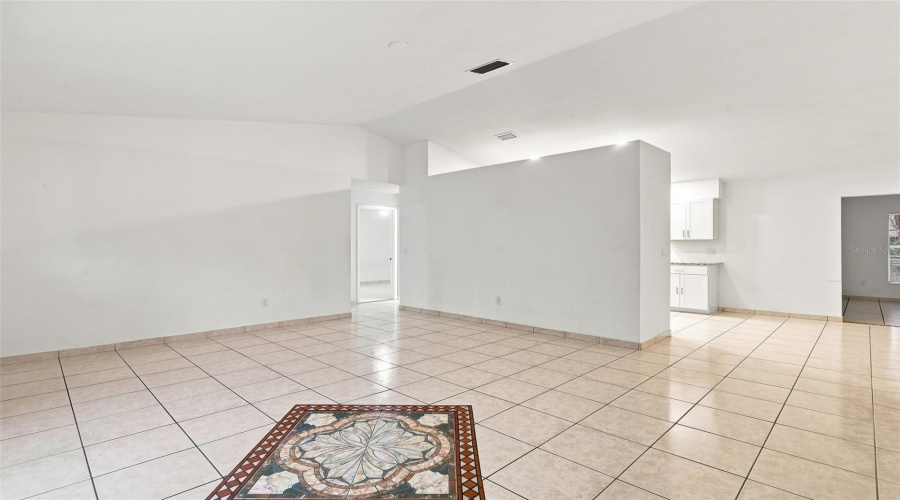 Deltona, Florida 32725, 3 Bedroom Bedrooms, ,2 Bathroombathrooms,Residential,For Sale,De Carlo,0,Mfrv4950861
