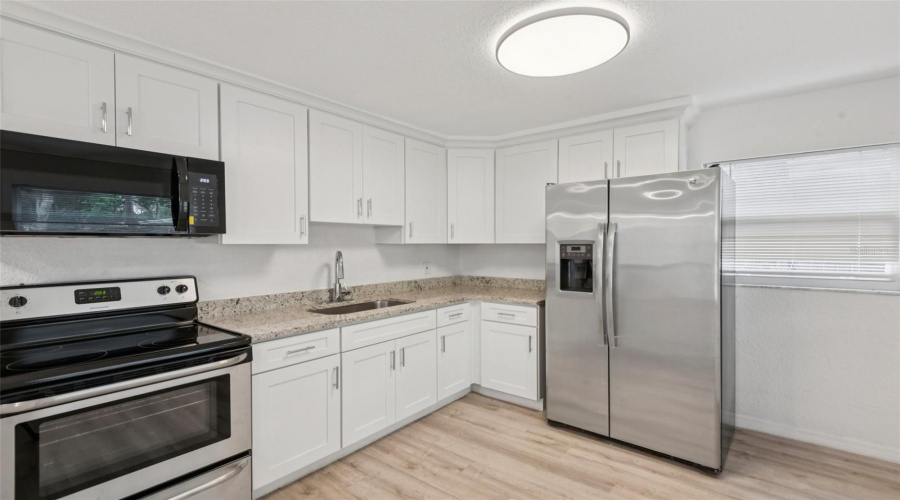 Tampa, Florida 33612, 5 Bedroom Bedrooms, ,2 Bathroombathrooms,Residential,For Sale,Mulberry,0,Mfrtb8413921
