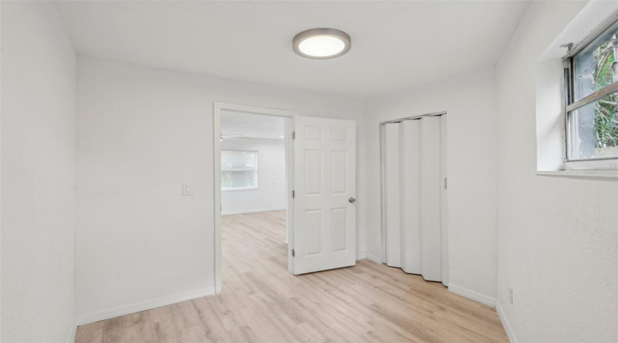 Tampa, Florida 33612, 5 Bedroom Bedrooms, ,2 Bathroombathrooms,Residential,For Sale,Mulberry,0,Mfrtb8413921