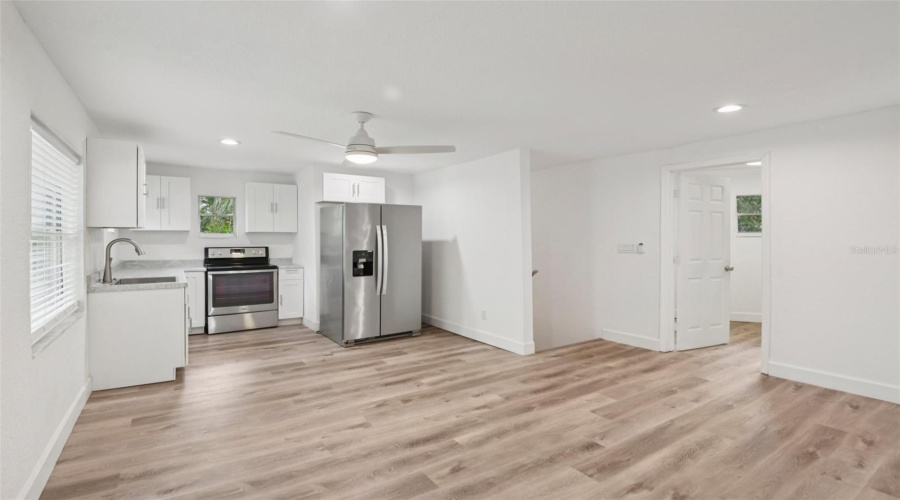 Tampa, Florida 33612, 5 Bedroom Bedrooms, ,2 Bathroombathrooms,Residential,For Sale,Mulberry,0,Mfrtb8413921