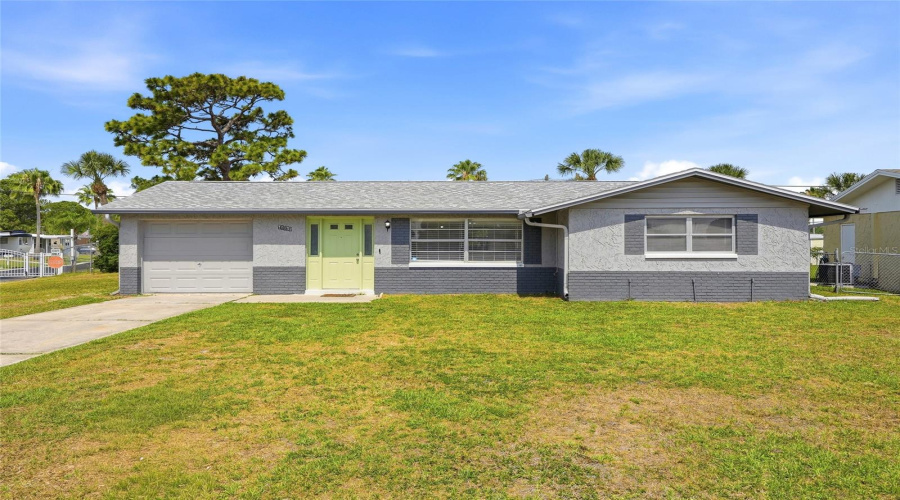 Port Richey, Florida 34668, 2 Bedroom Bedrooms, ,2 Bathroombathrooms,Residential,For Sale,Fillmore,0,Mfra4693582