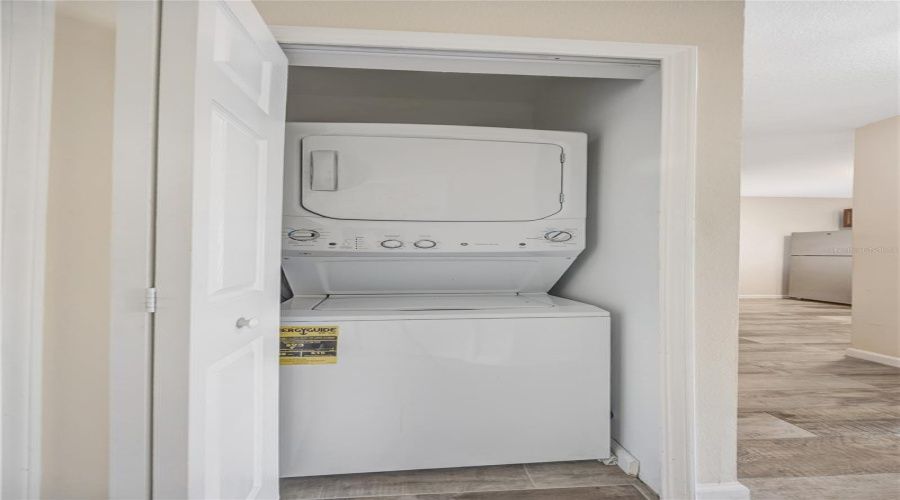Wesley Chapel, Florida 33543, 3 Bedroom Bedrooms, ,2 Bathroombathrooms,Residential,For Sale,Godavari,0,Mfrtb8514152