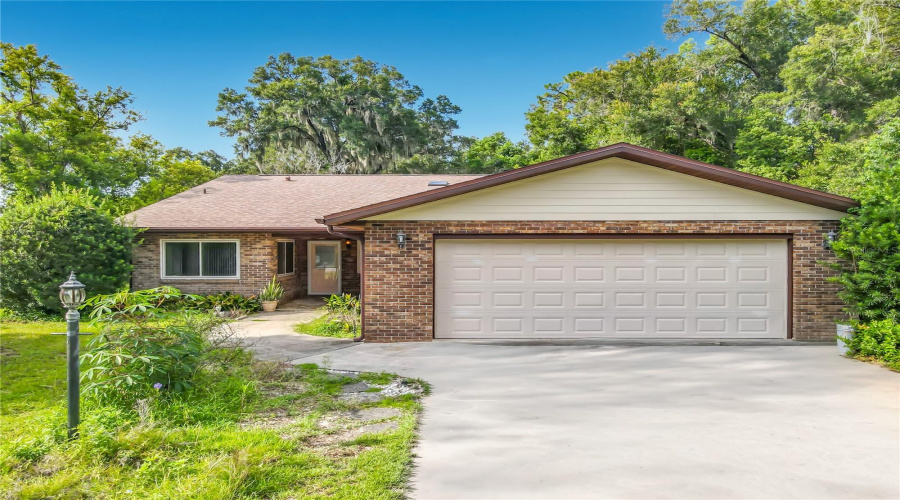 Orange City, Florida 32763, 3 Bedroom Bedrooms, ,2 Bathroombathrooms,Residential,For Sale,Oakwood,0,Mfrv4950266