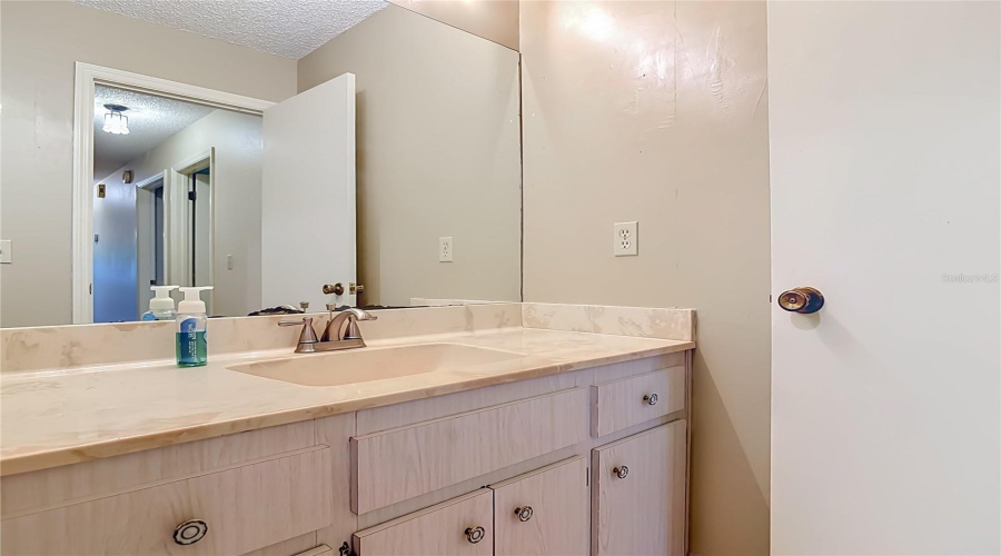 Orange City, Florida 32763, 3 Bedroom Bedrooms, ,2 Bathroombathrooms,Residential,For Sale,Oakwood,0,Mfrv4950266