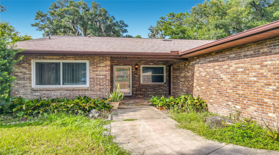 Orange City, Florida 32763, 3 Bedroom Bedrooms, ,2 Bathroombathrooms,Residential,For Sale,Oakwood,0,Mfrv4950266