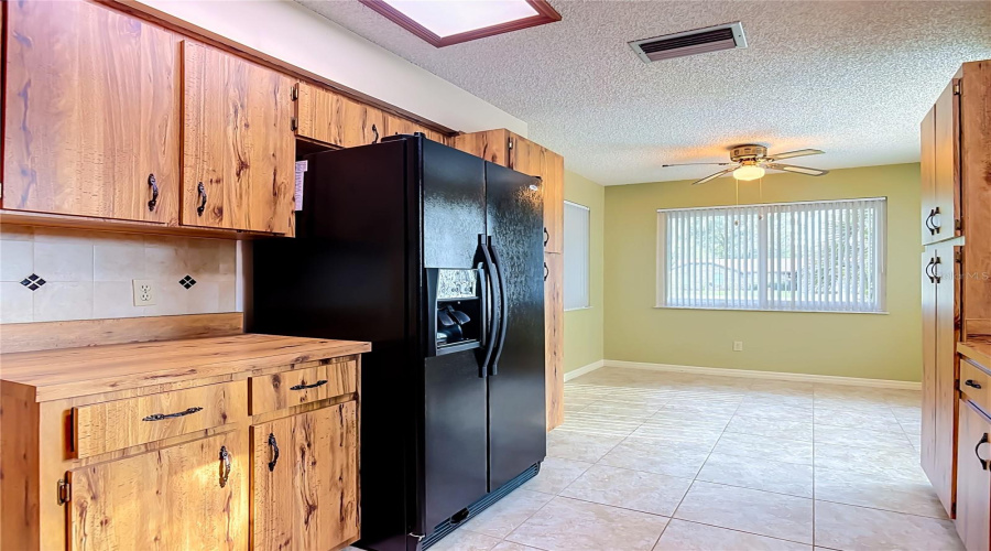 Orange City, Florida 32763, 3 Bedroom Bedrooms, ,2 Bathroombathrooms,Residential,For Sale,Oakwood,0,Mfrv4950266