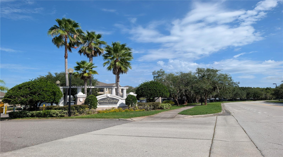 Orlando, Florida 32822, 3 Bedroom Bedrooms, ,2 Bathroombathrooms,Residential,For Sale,Swissco,0,Mfrs5146338