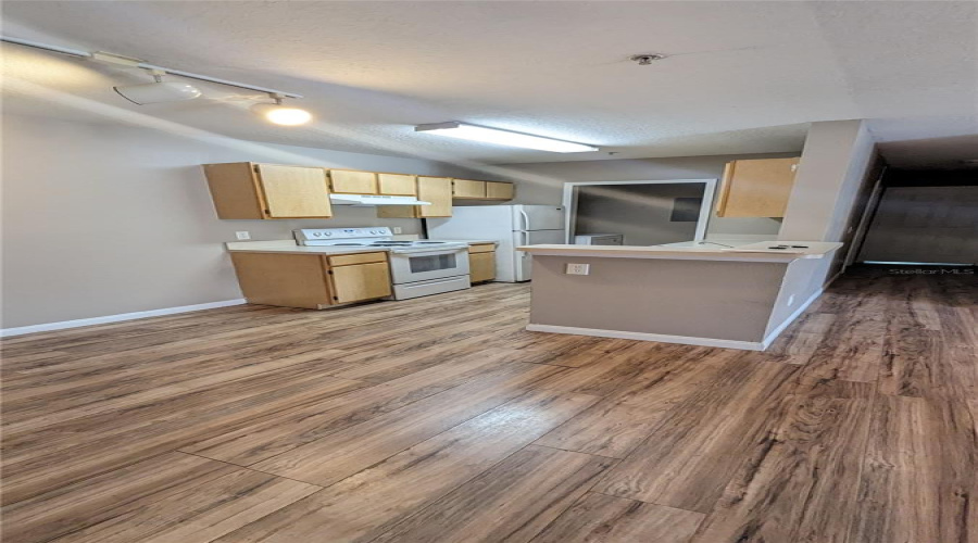 Dining Area Close To Kitchen