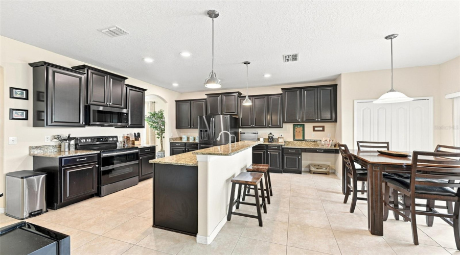 Riverview, Florida 33579, 5 Bedroom Bedrooms, ,3 Bathroombathrooms,Residential,For Sale,Ballentrae Forest,0,Mfrtb8533219