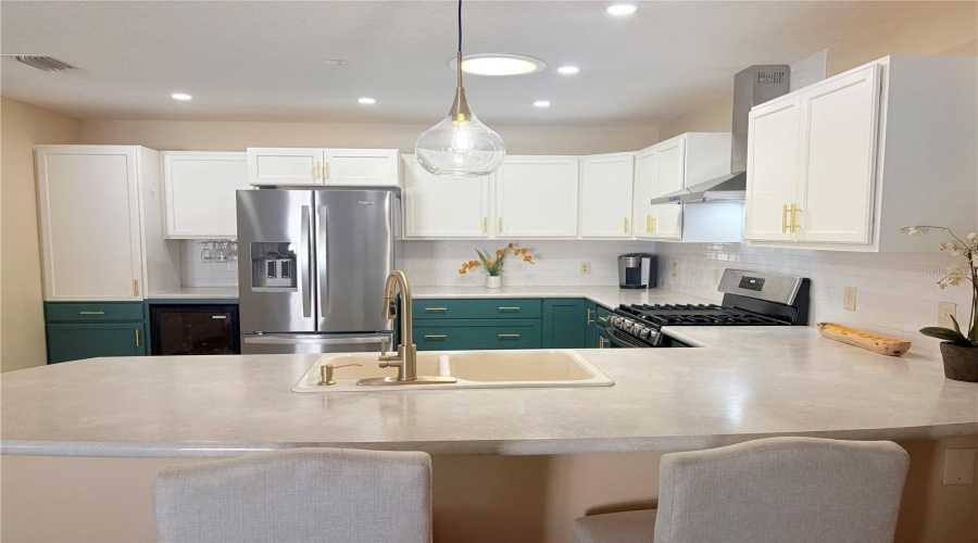 The Villages, Florida 32162, 2 Bedroom Bedrooms, ,2 Bathroombathrooms,Residential,For Sale,Starr,0,Mfrg5116519