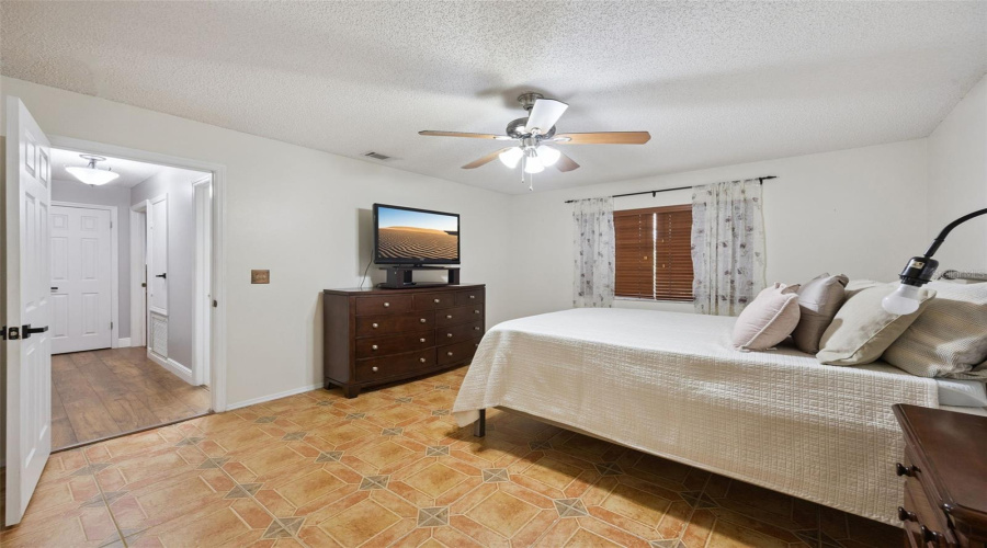 Lake Mary, Florida 32746, 3 Bedroom Bedrooms, ,2 Bathroombathrooms,Residential,For Sale,Tomlinson,0,Mfro6428268