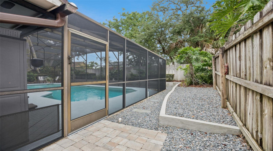 Lake Mary, Florida 32746, 3 Bedroom Bedrooms, ,2 Bathroombathrooms,Residential,For Sale,Tomlinson,0,Mfro6428268
