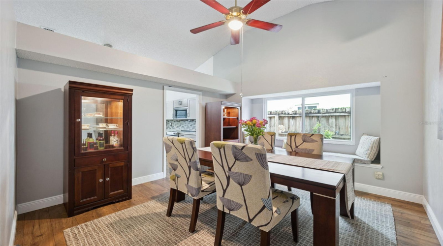 Lake Mary, Florida 32746, 3 Bedroom Bedrooms, ,2 Bathroombathrooms,Residential,For Sale,Tomlinson,0,Mfro6428268