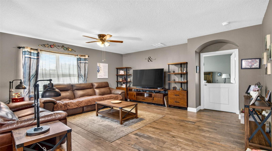 Zephyrhills, Florida 33541, 4 Bedroom Bedrooms, ,2 Bathroombathrooms,Residential,For Sale,Hillbrook,0,Mfrtb8539585
