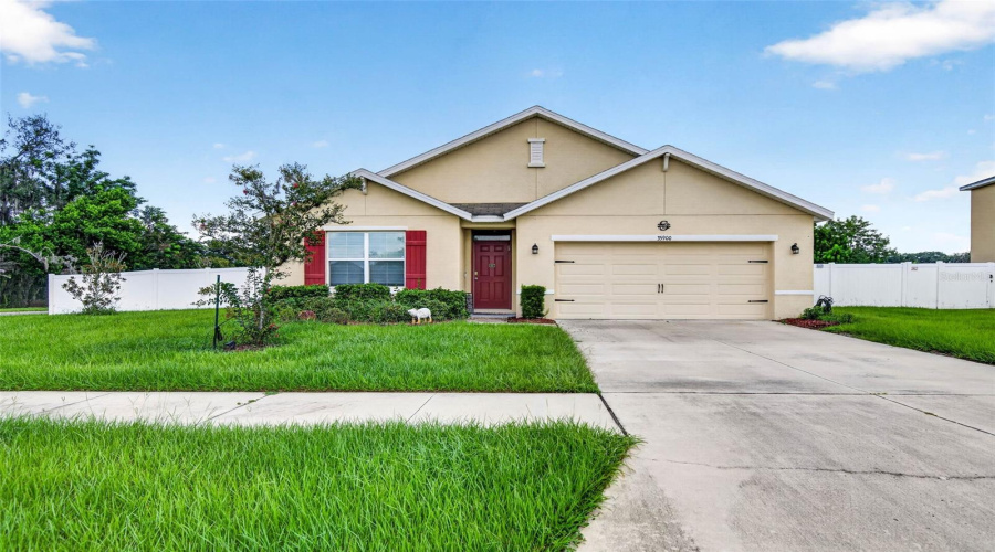 Zephyrhills, Florida 33541, 4 Bedroom Bedrooms, ,2 Bathroombathrooms,Residential,For Sale,Hillbrook,0,Mfrtb8539585