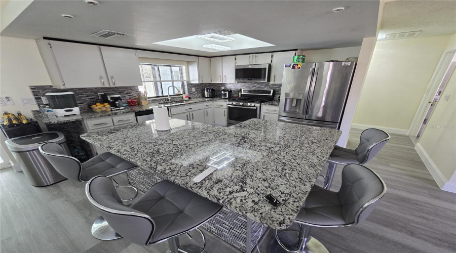 Spring Hill, Florida 34606, 3 Bedroom Bedrooms, ,2 Bathroombathrooms,Residential,For Sale,Lindhurst,0,Mfrtb8521983