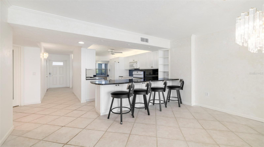 Sarasota, Florida 34242, 2 Bedroom Bedrooms, ,2 Bathroombathrooms,Residential,For Sale,Whispering Sands,0,Mfra4702889