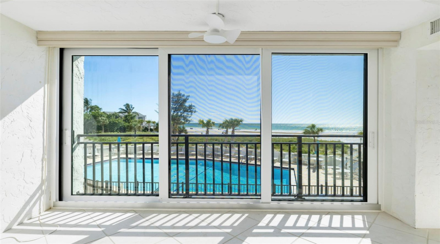 Sarasota, Florida 34242, 2 Bedroom Bedrooms, ,2 Bathroombathrooms,Residential,For Sale,Whispering Sands,0,Mfra4702889