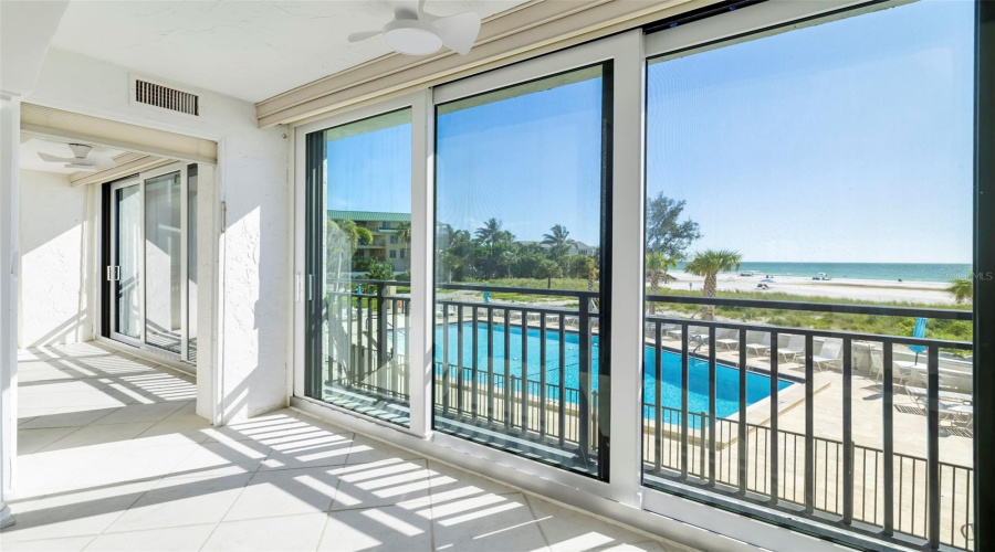 Sarasota, Florida 34242, 2 Bedroom Bedrooms, ,2 Bathroombathrooms,Residential,For Sale,Whispering Sands,0,Mfra4702889