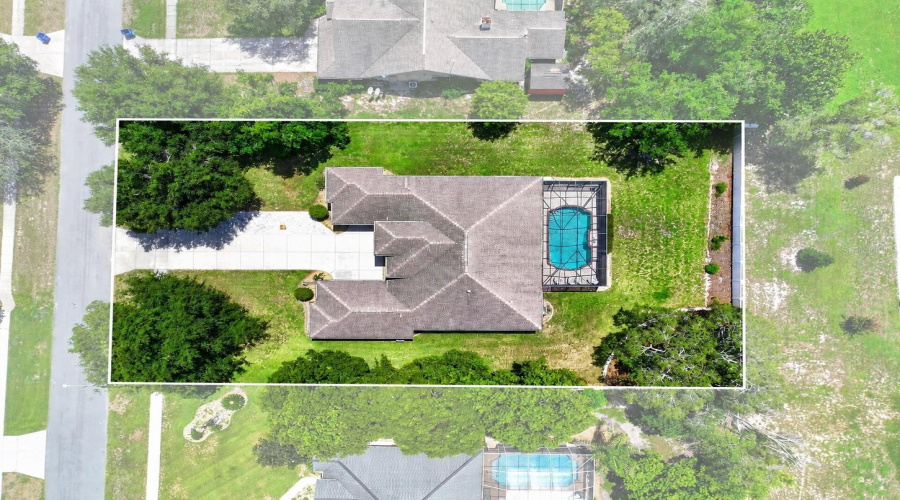 0.49 Acre Lot - Built In 2014