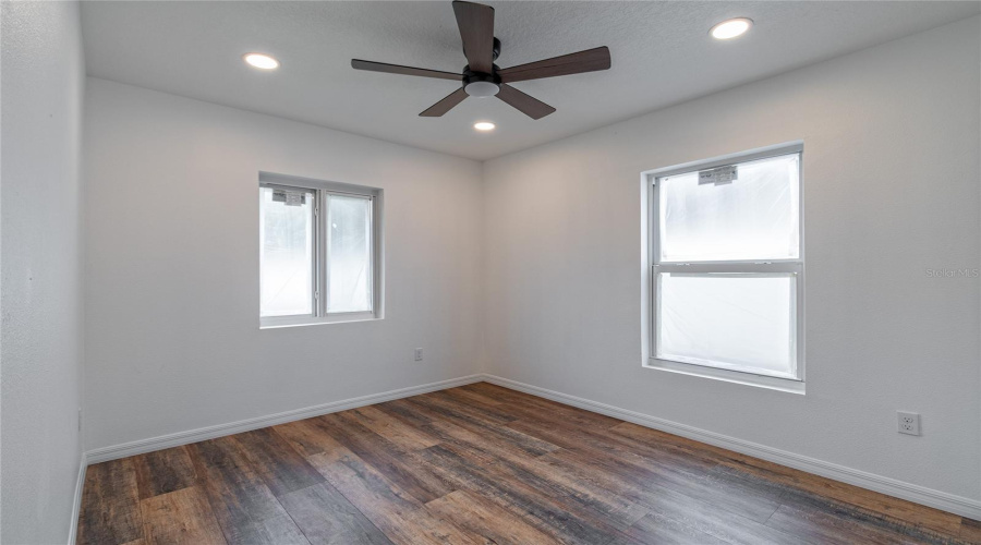 Orlando, Florida 32805, 3 Bedroom Bedrooms, ,2 Bathroombathrooms,Residential,For Sale,Mack,0,Mfro6428057