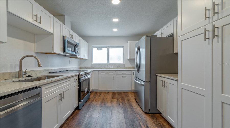 Orlando, Florida 32805, 3 Bedroom Bedrooms, ,2 Bathroombathrooms,Residential,For Sale,Mack,0,Mfro6428057