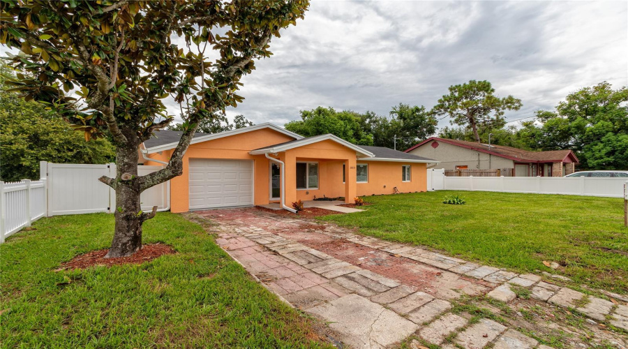 Orlando, Florida 32805, 3 Bedroom Bedrooms, ,2 Bathroombathrooms,Residential,For Sale,Mack,0,Mfro6428057