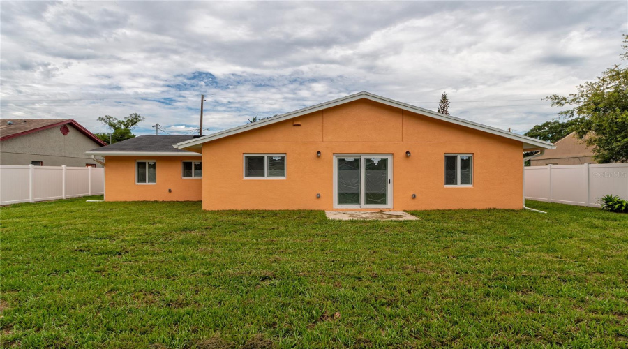 Orlando, Florida 32805, 3 Bedroom Bedrooms, ,2 Bathroombathrooms,Residential,For Sale,Mack,0,Mfro6428057