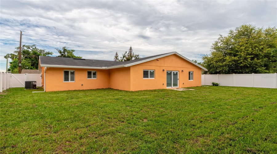 Orlando, Florida 32805, 3 Bedroom Bedrooms, ,2 Bathroombathrooms,Residential,For Sale,Mack,0,Mfro6428057