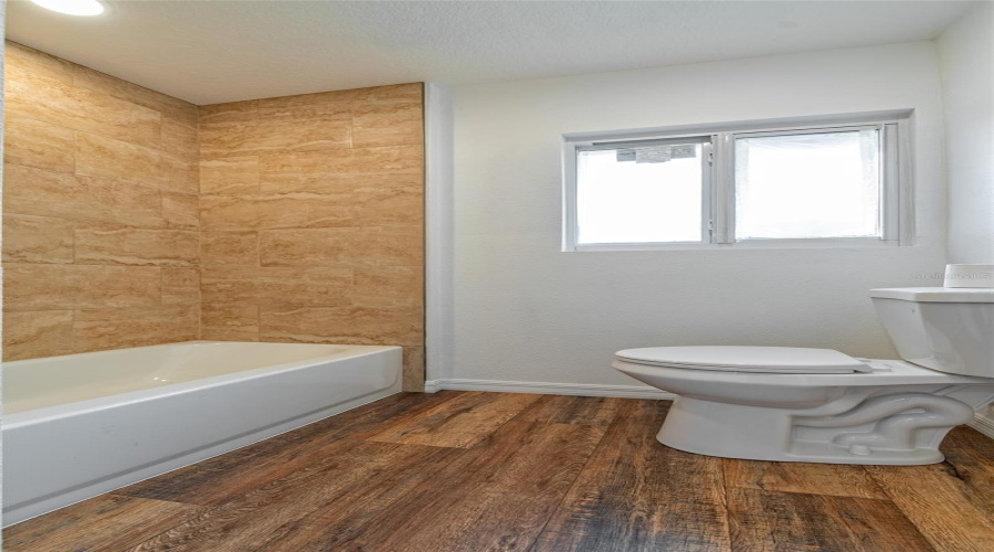 Orlando, Florida 32805, 3 Bedroom Bedrooms, ,2 Bathroombathrooms,Residential,For Sale,Mack,0,Mfro6428057